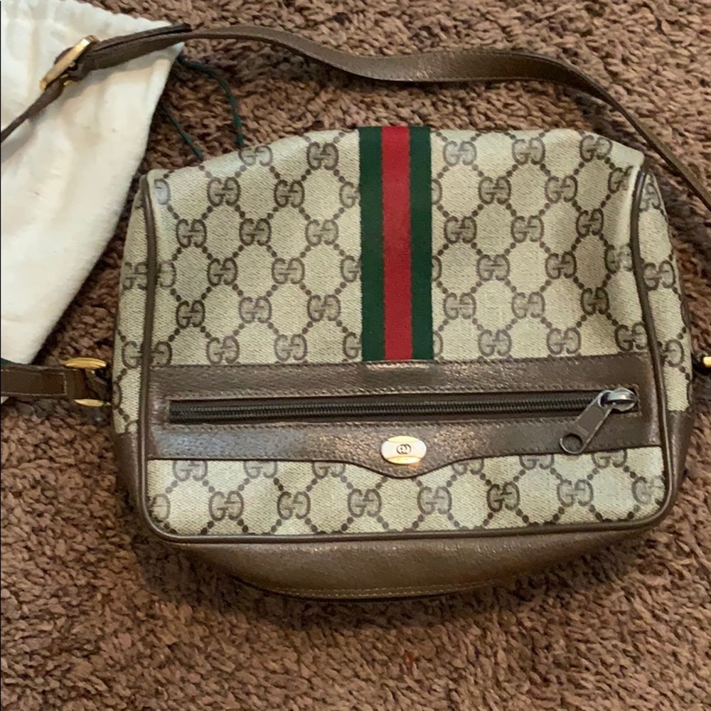 Gucci purse